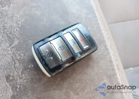 2014 Kia Cadenza Premium z USA, uszkodzony, nr VIN KNALN4D71E5145567